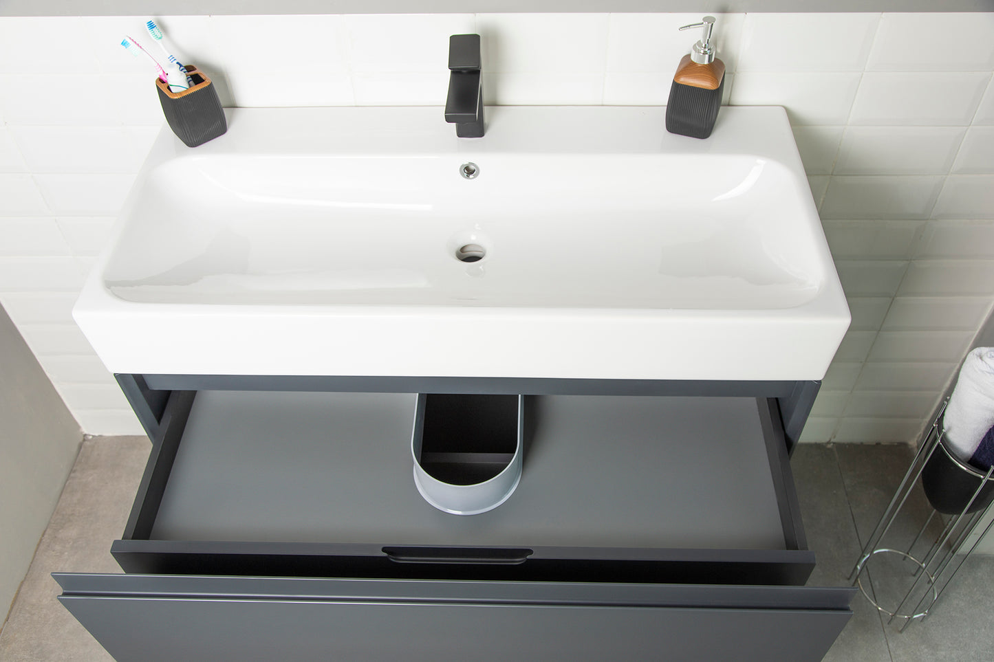 ISLA DARK GRAY 39" VANITY WITH PORCELAIN TOP AND SINK